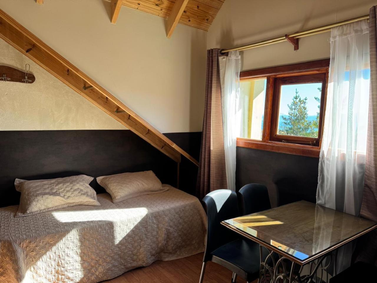 Meulen Hosteria Y Apart 엘 칼라파테 외부 사진