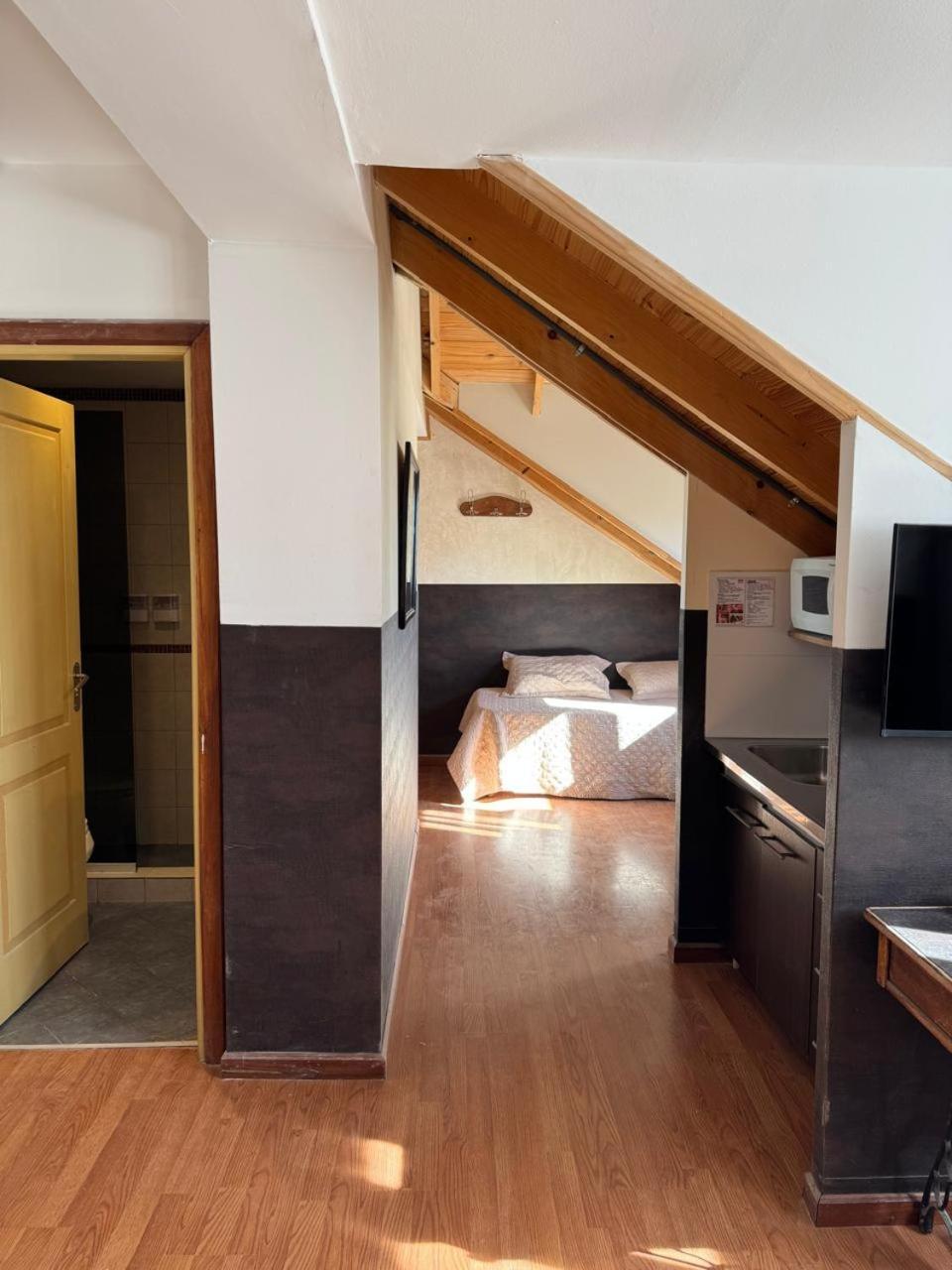 Meulen Hosteria Y Apart 엘 칼라파테 외부 사진